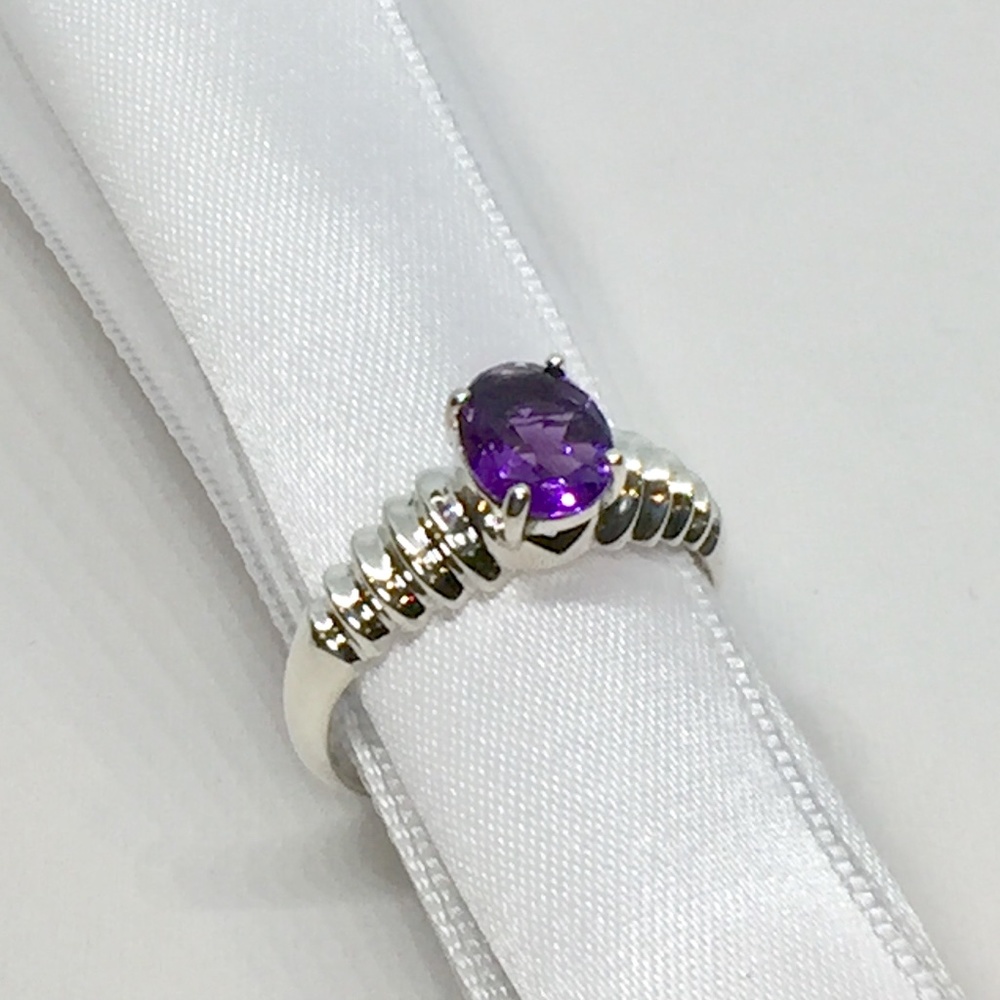 Sterling Silver & Amethyst Ring